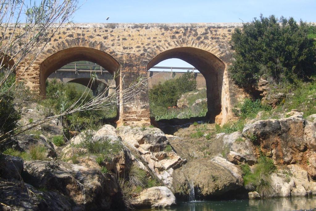 Hostal Yebisah Santa Eularia des Riu Exteriör bild